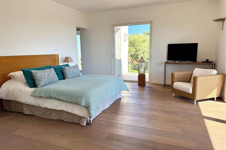 Preciosa villa contemporánea para 10 personas al mar playa 250m in Pinarellu, Zonza