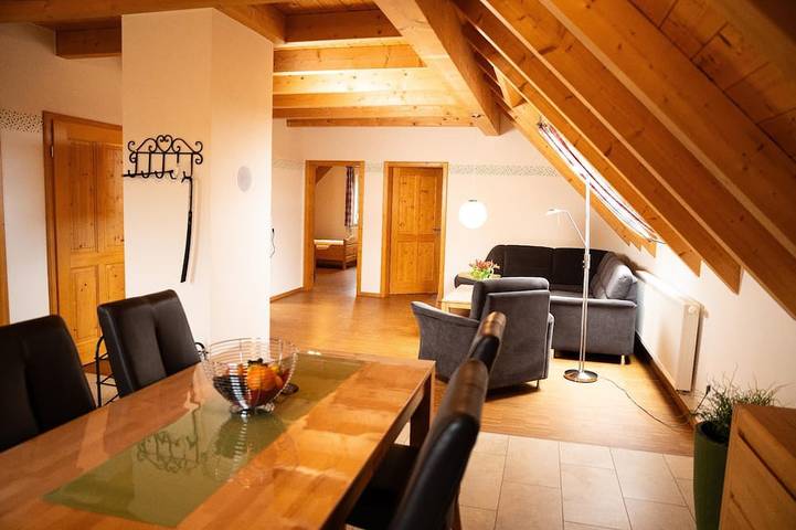 Ferienwohnung für 4 Personen, mit Garten und Balkon - 1