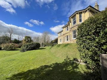 Log Cabin for 13 People in Isle of Wight, South East England, Photo 2