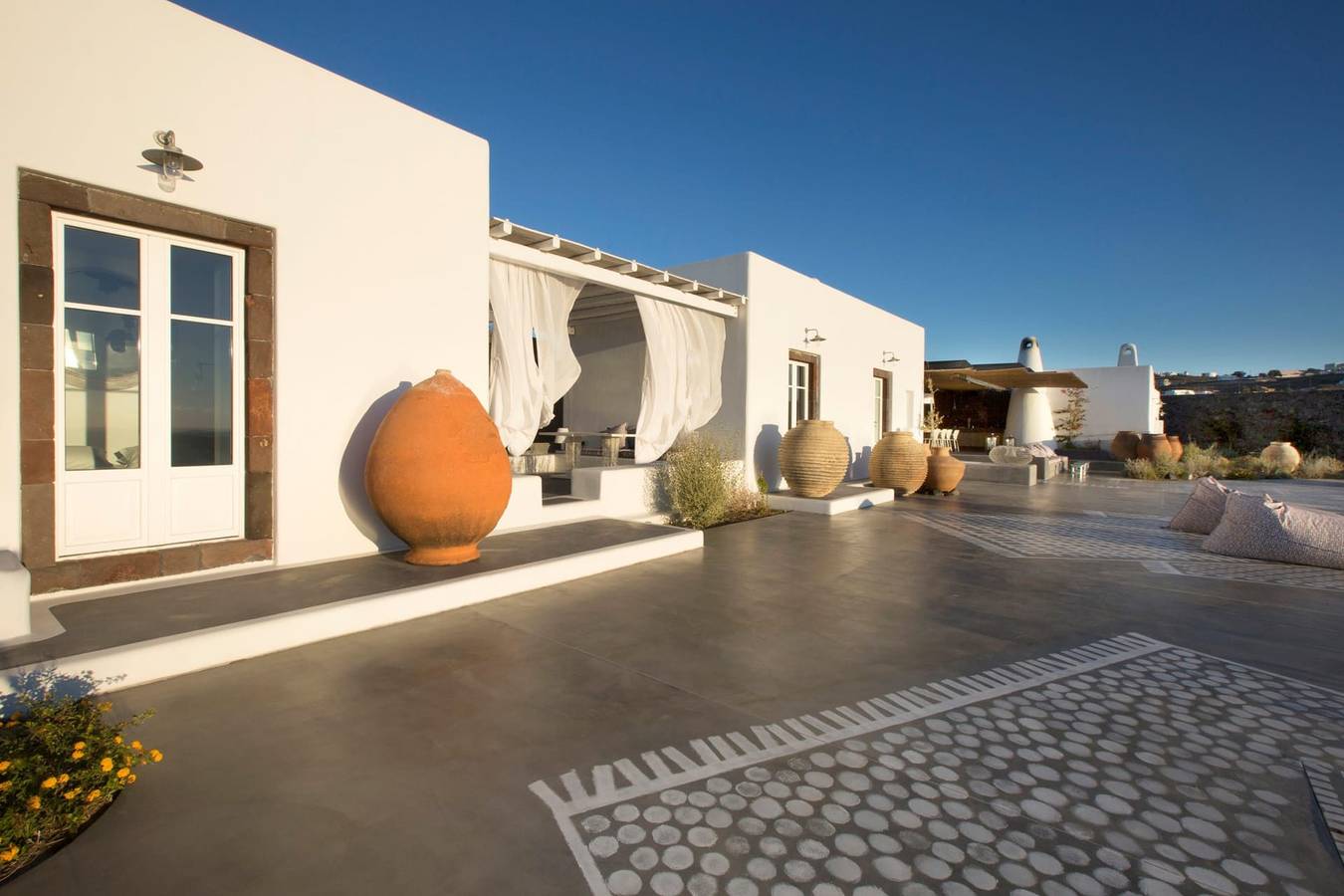 Villa With Pool for 10 People in Santorini, Cyclades