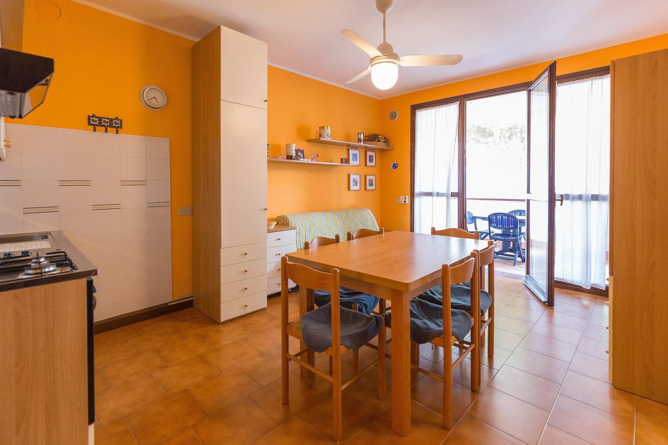 Appartamento intero, Affittasi Appartamento - Lido Spina - In Residence Con Piscina Con Terrazzo E Barbecue in Lido di Spina, Lago di Spina