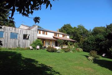 Gîte pour 12 personnes, avec jardin et terrasse à Détain-et-Bruant