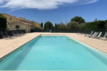 Gîte pour 6 personnes, avec jardin et piscine, adapté aux familles à Brunet (Alpes-de-Haute-Provence)