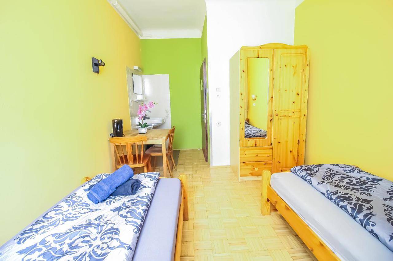 Ganze Wohnung, Small Double Room in Wien, Donau Niederösterreich
