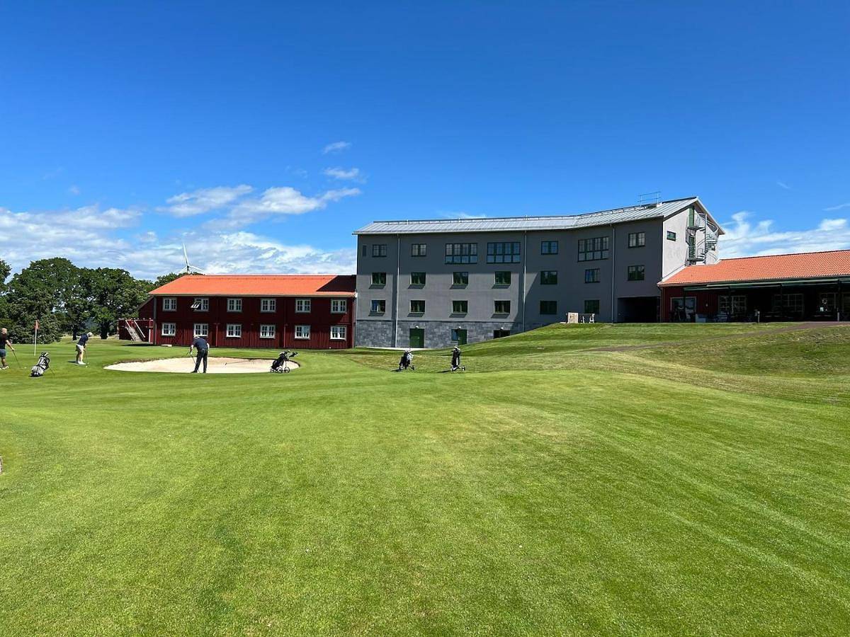 Ombergs Golf Resort in Ödeshög, Vättern