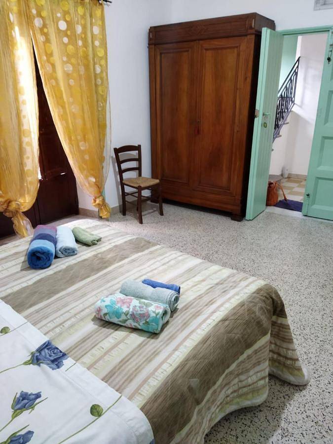 Il vicolo dei tetti in Gangi, Palermo Provinz