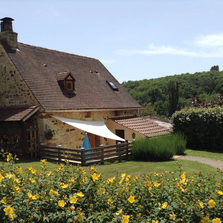 Gîte pour 4 personnes, avec piscine