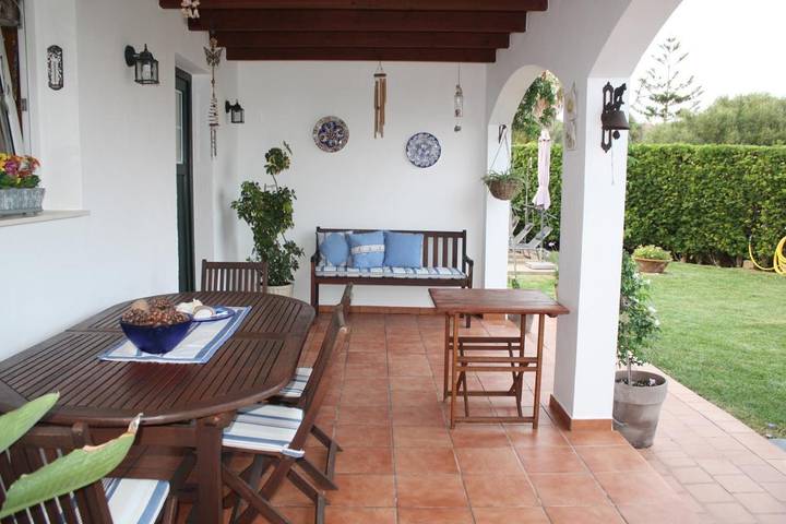 Location de vacances pour 4 personnes, avec piscine ainsi que vue et jardin à Cala en Blanes - 4