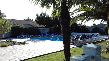 Gîte pour 4 personnes, avec terrasse et piscine à Saint-Georges-d'Oléron