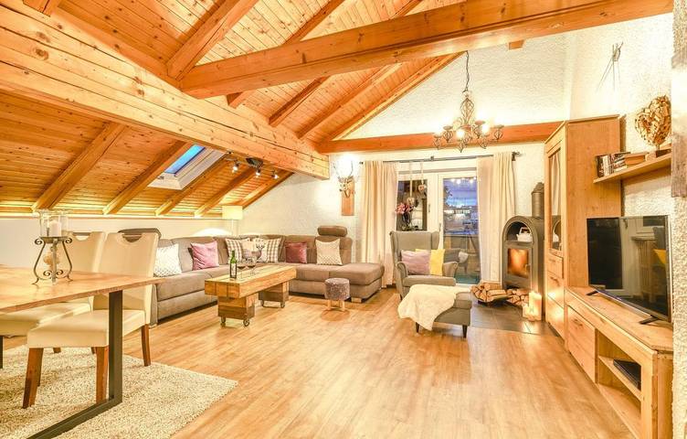 Ferienwohnung für 2 Personen, mit Balkon und Balkon/Terrasse sowie Terrasse und Garten