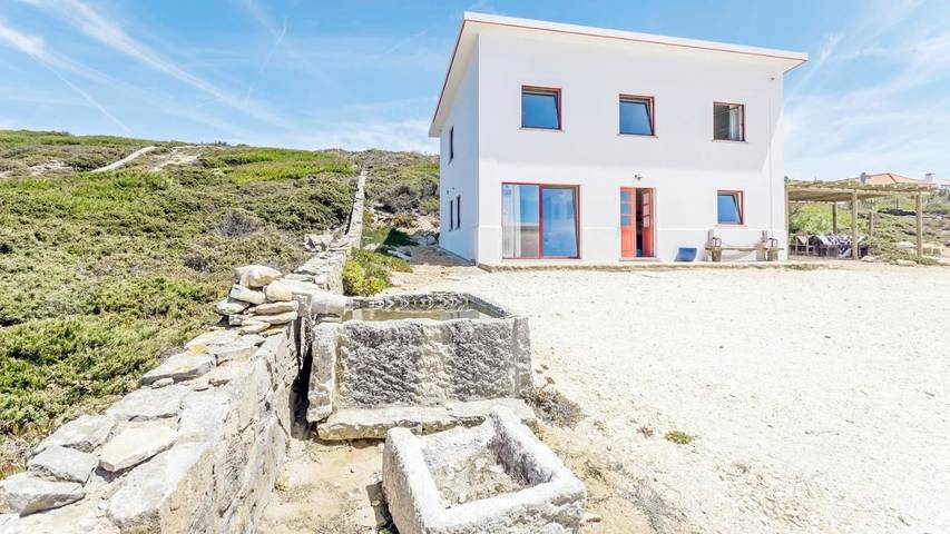 Casa de férias para 7 pessoas, com Varanda e Terraço e ainda Jardim and Vista em Magoito