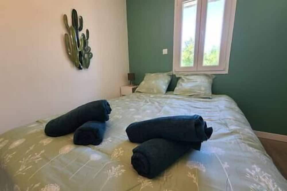 House 6 persons - terrace and garden in Moulins, Allier (desambiguación)
