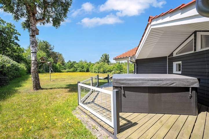 Ferienhaus für 6 Personen, mit Whirlpool und Terrasse sowie Garten in St. Sjørup - 2