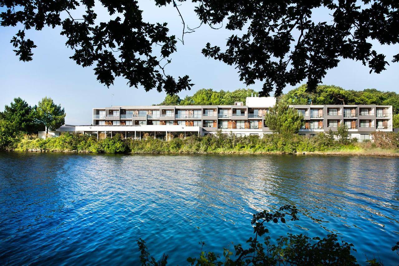 Best Western Plus Hotel les Rives du Ter in Larmor-Plage, Côte des Mégalithes