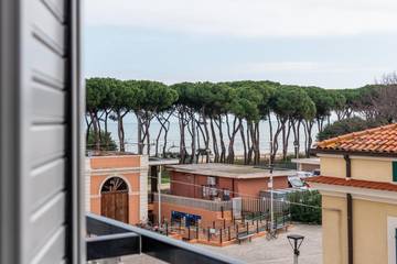 Hôtel pour 3 personnes, avec balcon, animaux acceptés à Pineto