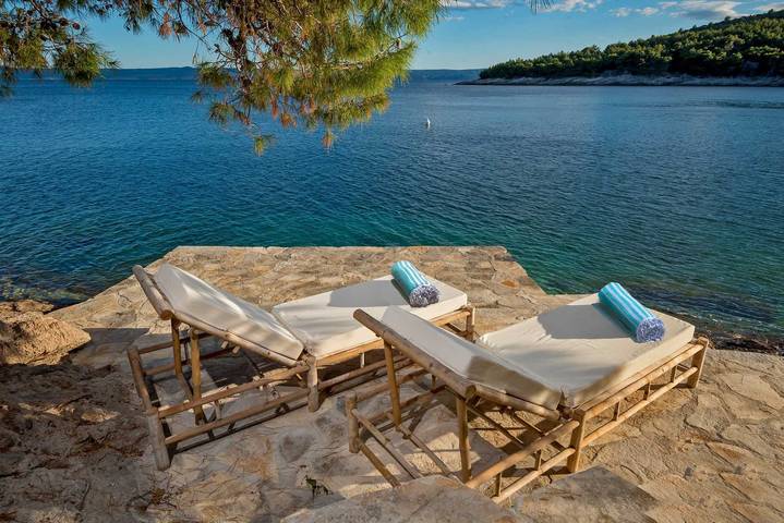 Villa pour 8 personnes, avec balcon dans Brac - 2