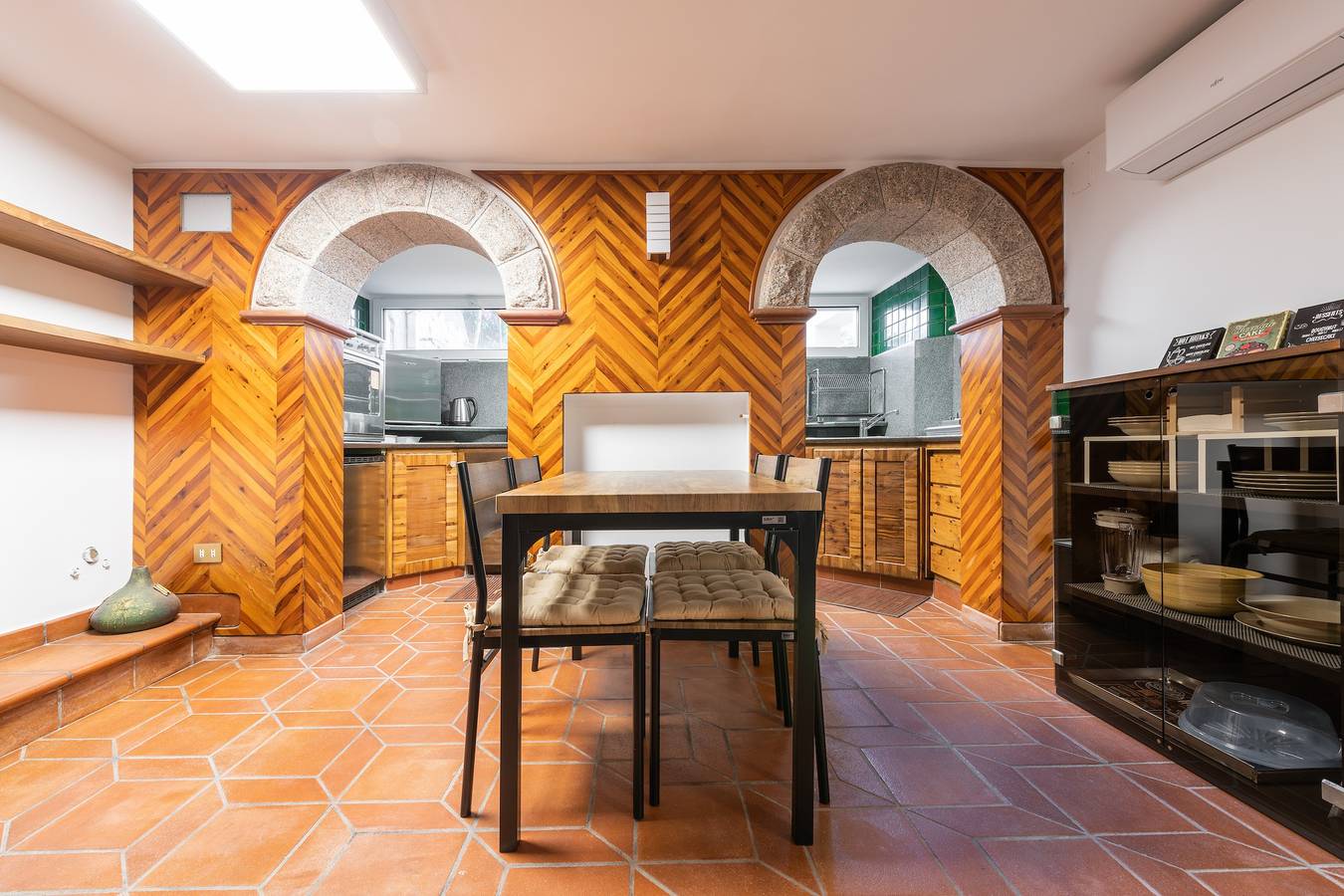 Appartement 'La Casa Davanti al Mare' vlak bij het strand met wifi, foto 8
