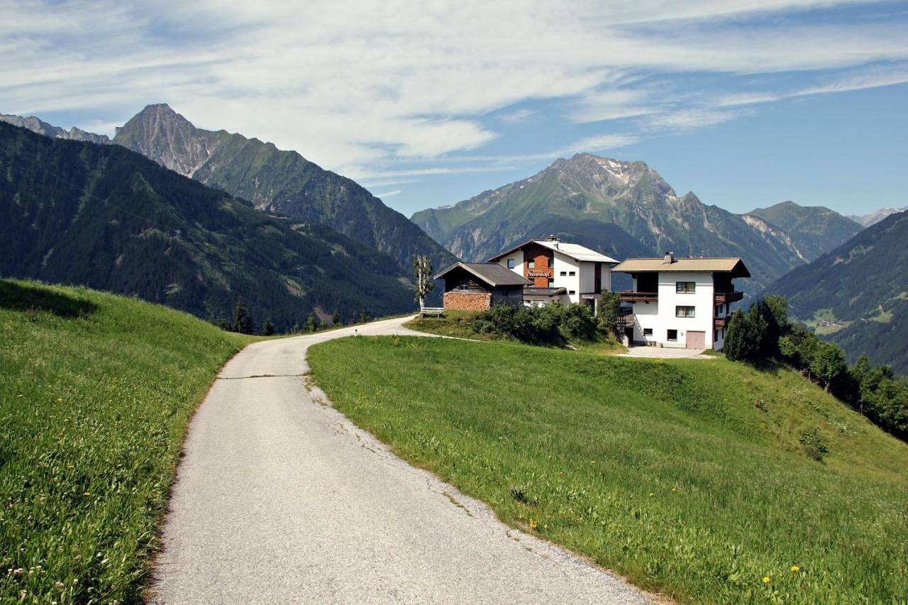 Berggasthaus Steinerkogl in Brandberg, Zillertaler Alpen