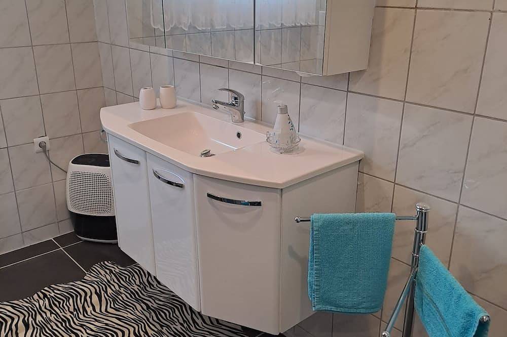 Ganze Wohnung, Ferienwohnung Nr 2 - Ferienwohnungen im Elsass in Keskastel, Region Saverne