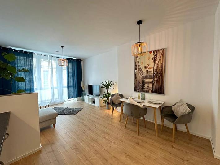 Ferienwohnung für 5 Personen, mit Terrasse und Garten in Meuselwitz