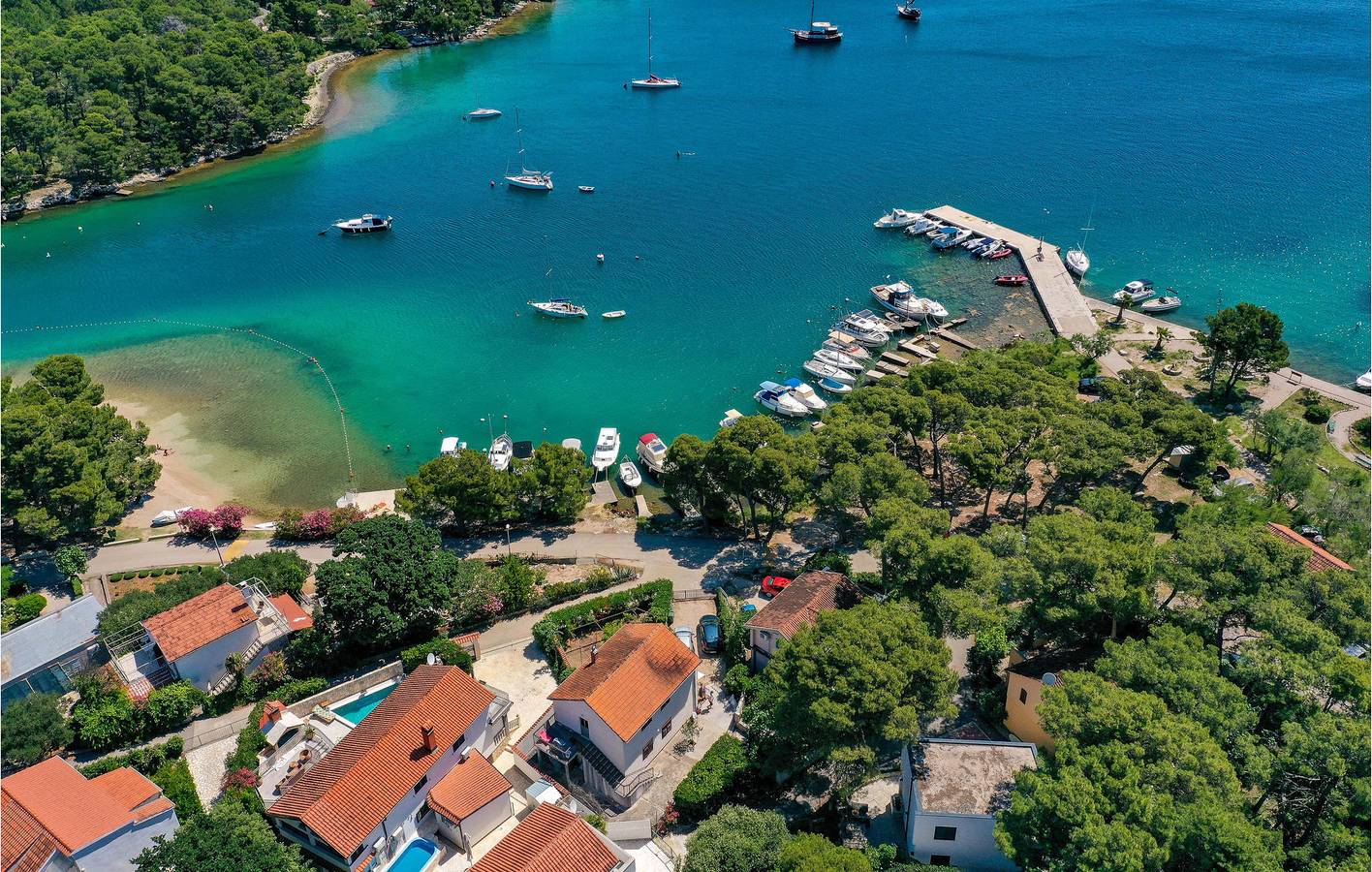 Casa de vacaciones para 9 personas con terraza in Jadrija, Condado de Šibenik-Knin
