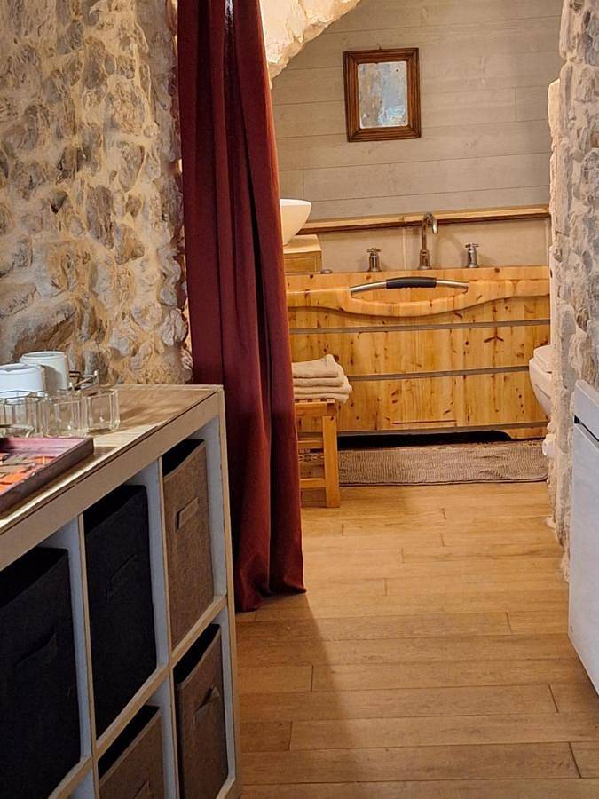 Chambre d’hôte pour 2 personnes, avec terrasse