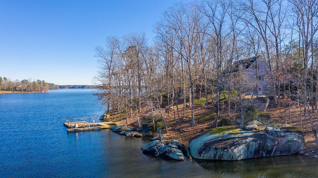 Schöne Lake Oconee Seafront Ferienwohnung in Lake Oconee