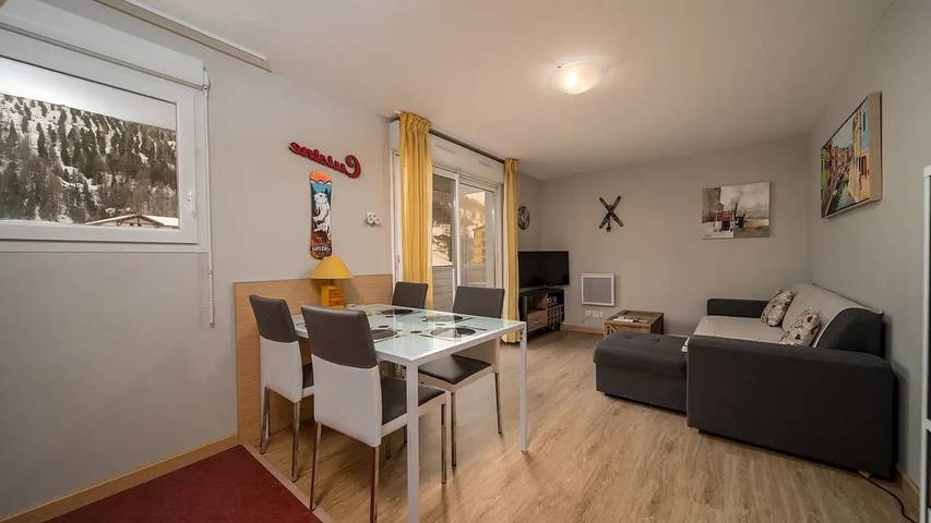 Gîte pour 6 personnes, avec piscine et balcon dans La Foux d'Allos - 3