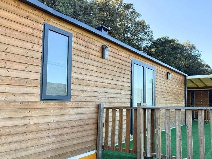 Flower Aloha Camping Club - Mobilhome 9 personnes - Pampa Premium Panoramique 36 m² in Reynès, Région de Céret
