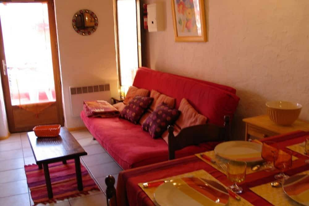 Appartement entier, Bastide de la Peyrolière, Gite 2 pièces in Apt, Parc naturel régional du Luberon