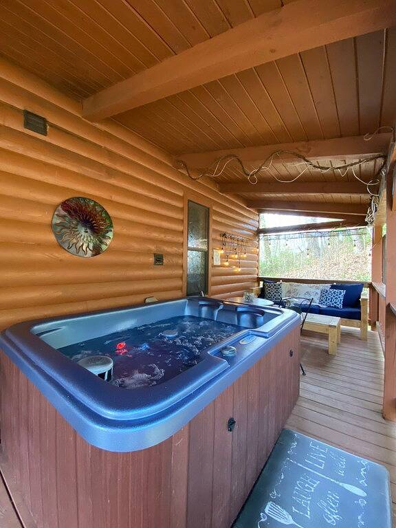 Blockhütte für 4 Personen, mit Garten und Whirlpool, mit Haustier - 1