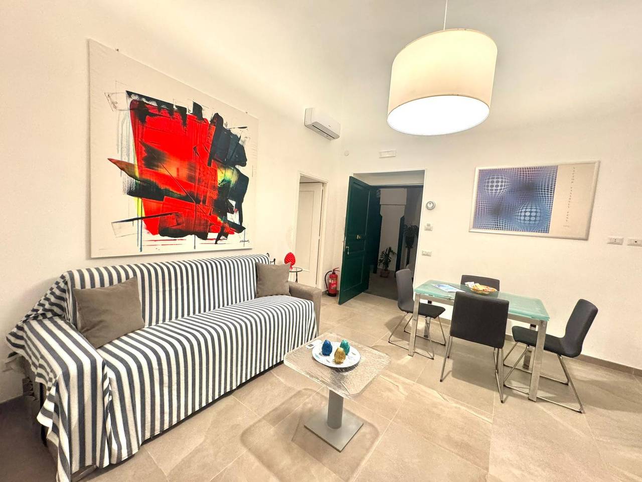 Entire apartment, Donna Rebecca in Meta, Naples Province
