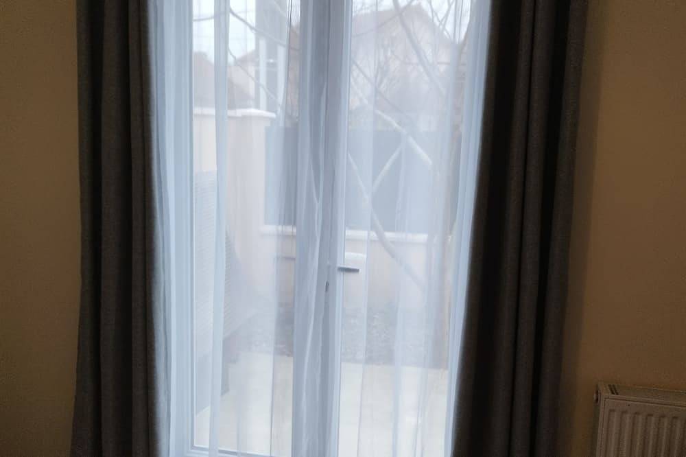 Entire apartment, Cosy studio near Orly airport and Paris in Paray-Vieille-Poste, Essonne