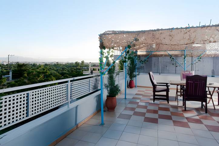 Ferienhaus für 8 Personen, mit Balkon und Garten, kinderfreundlich in Kalamata