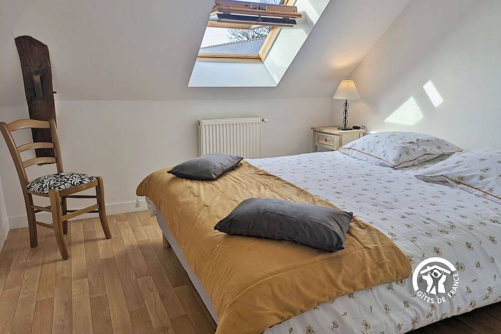Casa rural tranquila 8 personas con juegos y rutas cercanas in Livet, Mayenne (desambiguación)
