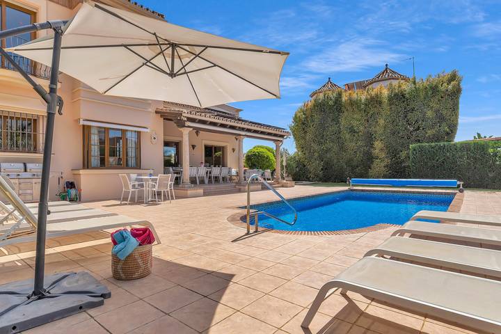 Casa rural para 10 personas, con jardín en San Pedro Alcántara - 2