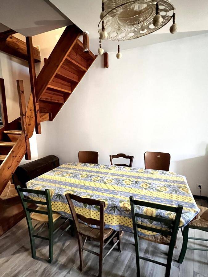 Location de vacances pour 7 personnes, avec jardin ainsi que vue et terrasse à Vingrau - 4