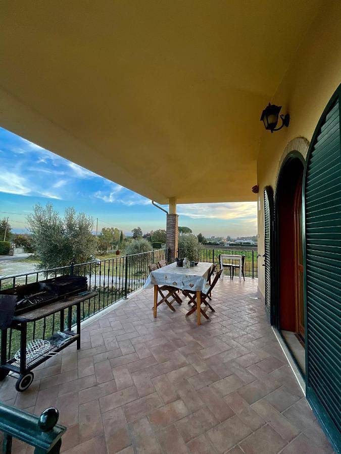 Villa per 8 persone, con giardino e idromassaggio, adatto a famiglie con bambini - 1