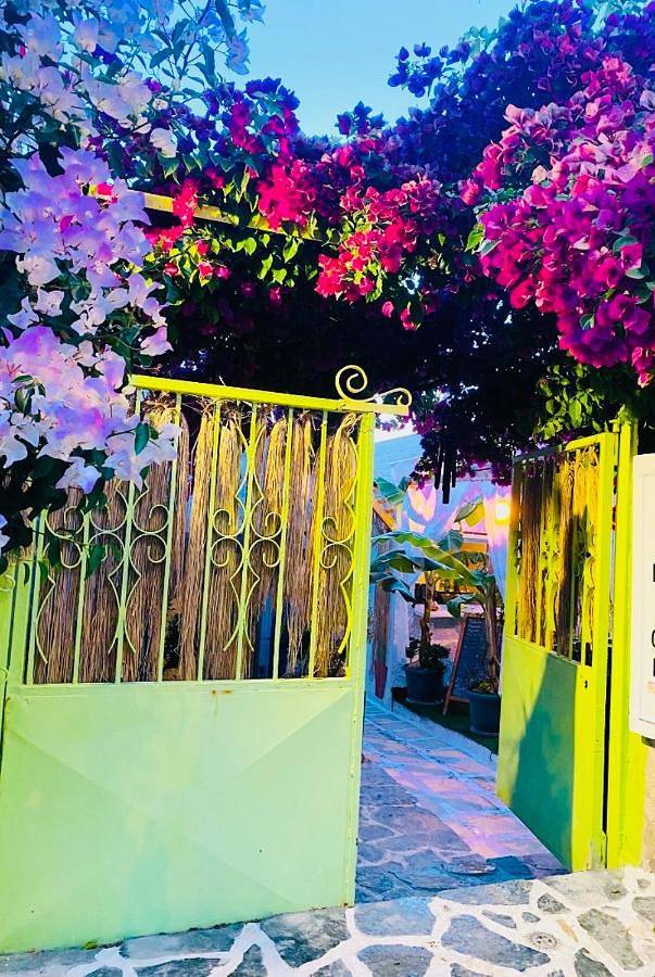 Location de vacances pour 4 personnes, avec jardin et vue dans Ildir