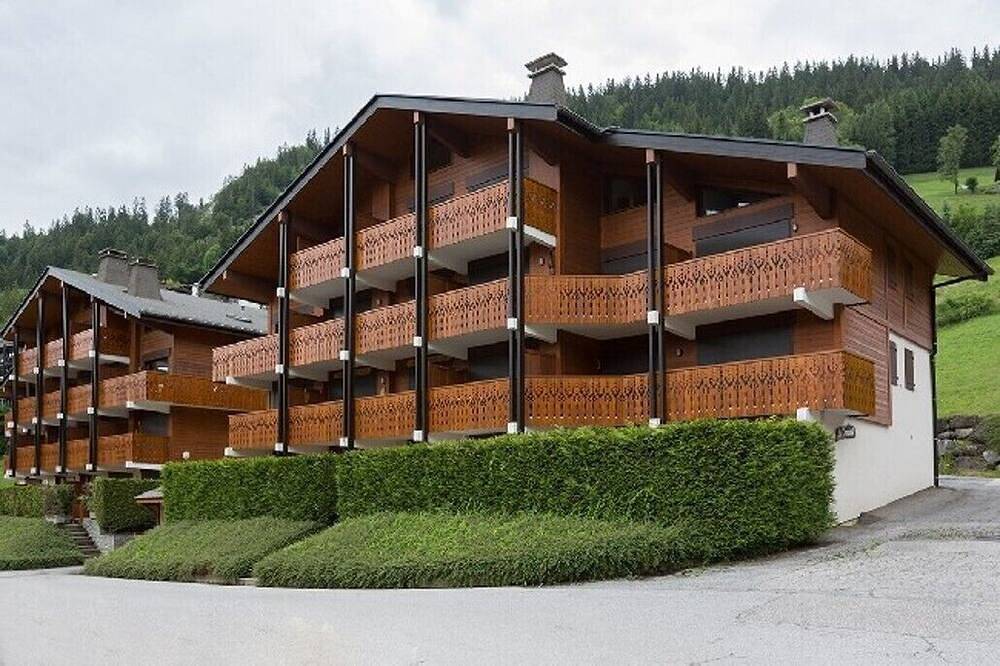 Ganze Wohnung, La Clusaz - Domanial B Residence - 2 Zimmer mit Keller und Garage / 4 bis 6 Personen in La Clusaz, Annecy und Umgebung