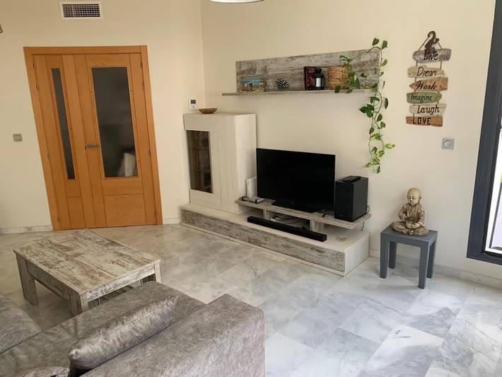 Apartamento de vacaciones para 2 personas, con piscina además de jardín y vistas - 1