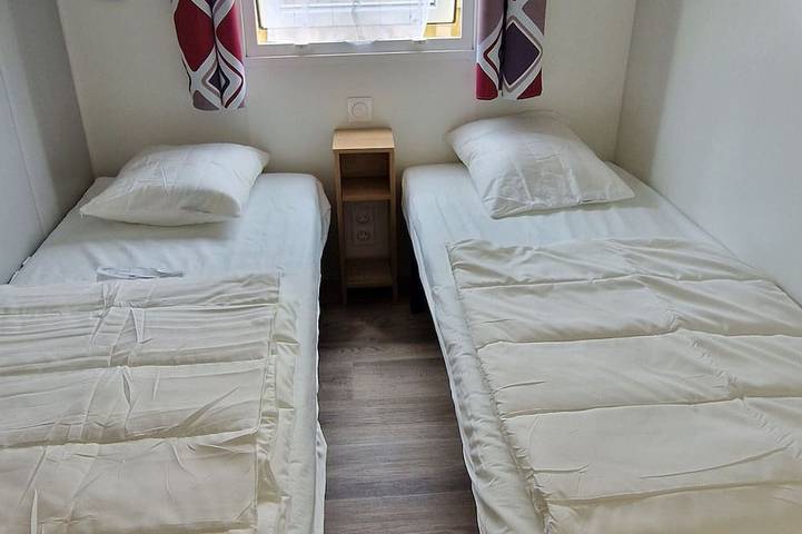 Camping für 4 Personen, mit Pool in Lacanau - 3