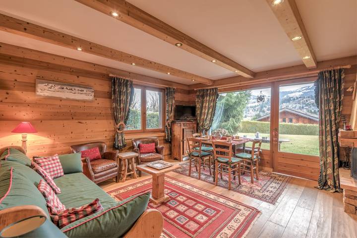 Gîte pour 2 personnes, avec jardin et terrasse dans Office de Tourisme de Megeve