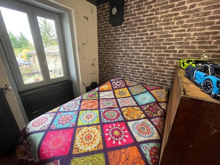 Location de vacances pour 12 personnes, avec jardin et piscine à Saint-Germain-Nuelles - 2