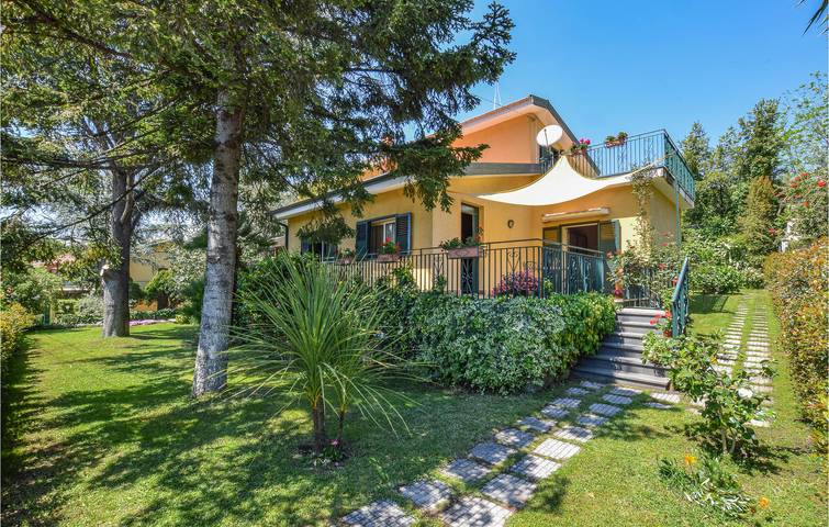Apartamento de vacaciones para 4 personas, con jardín y terraza - 1