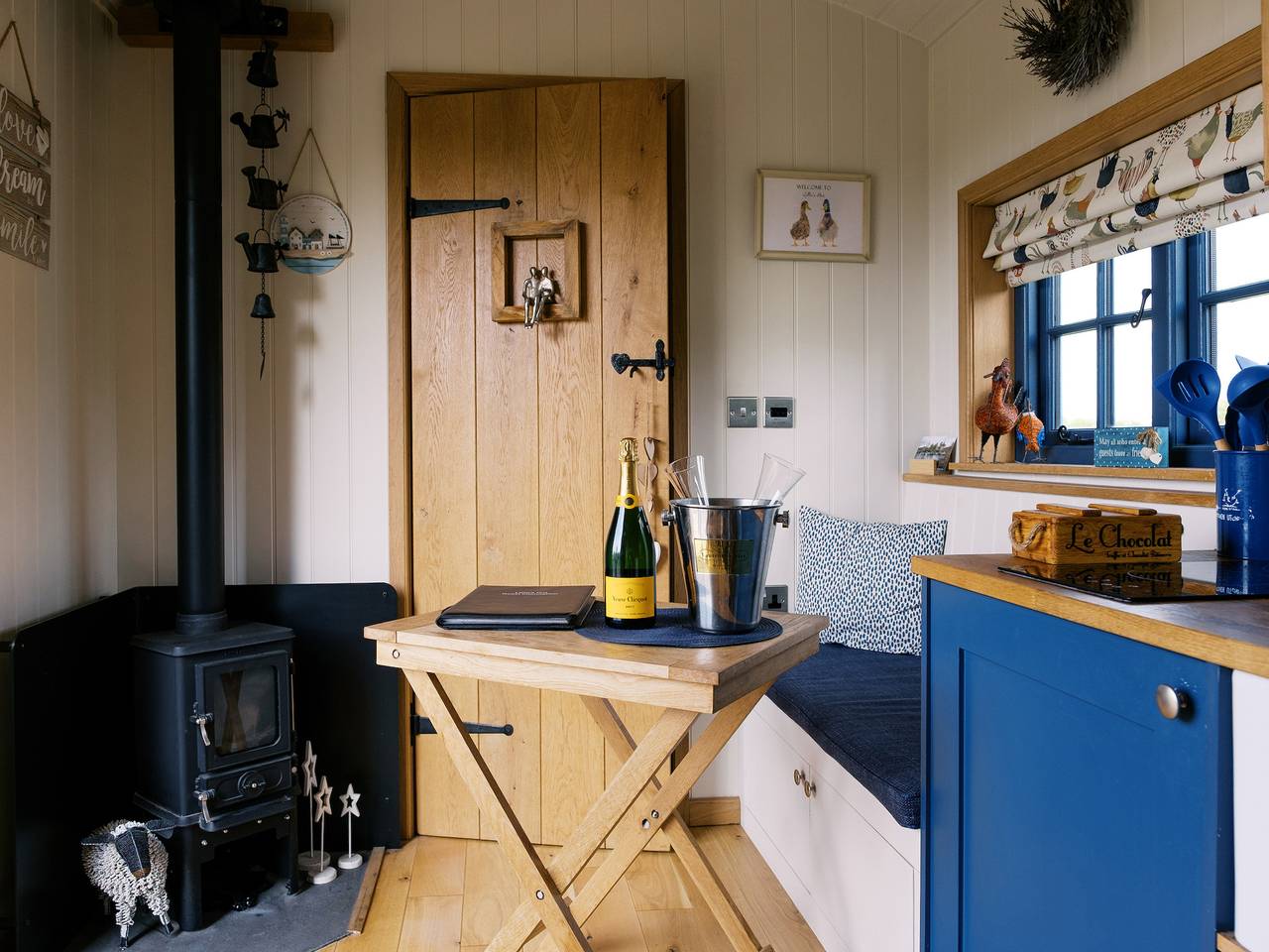 Lillie's Shepherds Hut at Shepherds Lodge Retreat and Wellness in Melton, Leicestershire