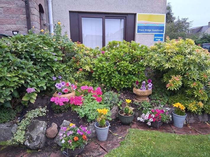 Chambre d’hôte pour 3 personnes, avec terrasse et jardin