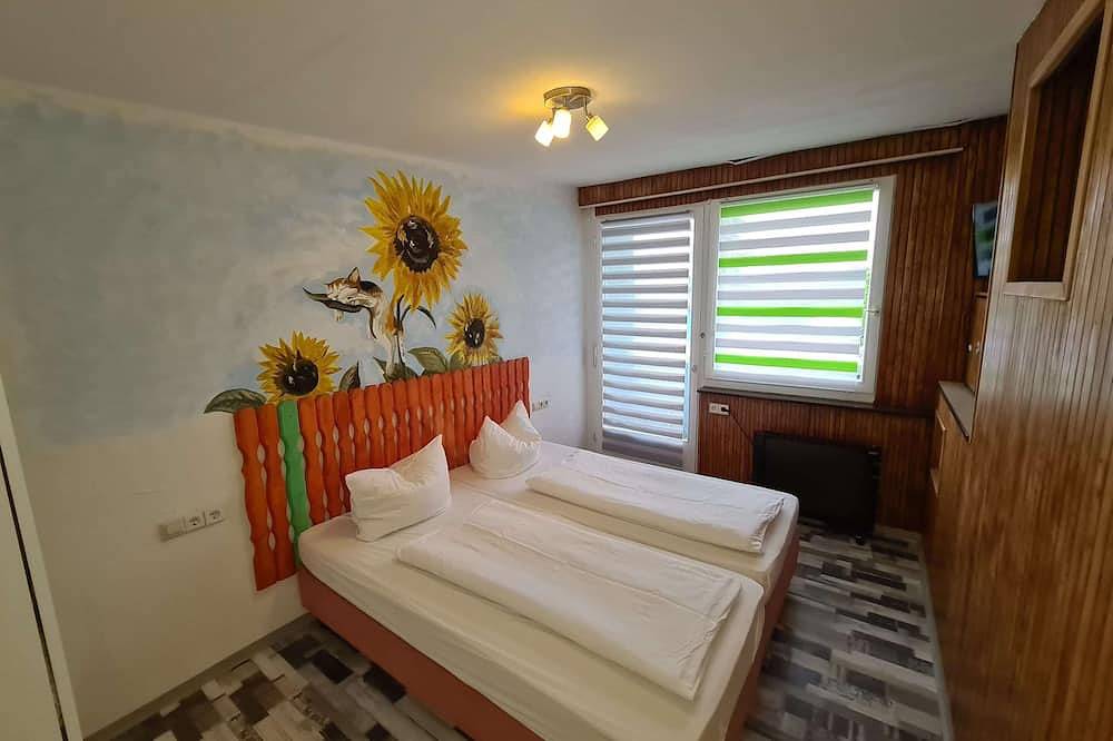 Geheel appartement, Apartment Fauler Kater, 2 bedrooms, 2 balconies, max. 4 persons in Bad Mergentheim, Taubertal