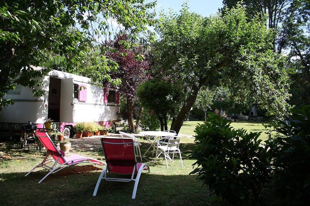 Camping für 2 Personen in Sainte-Vertu, Region Avallon