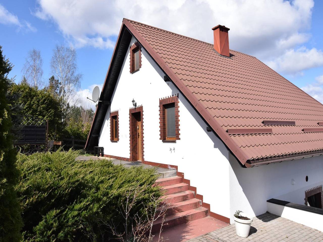 Entire apartment, Comfortable holiday apartment with a lake view in Polish Baltic Sea